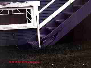 Rotted stair stringer (C) Carson Dunlop Assoc
