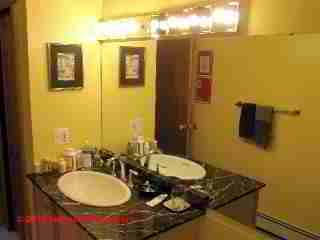 Bathroom Lighting (C) Daniel Friedman