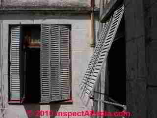 Solar sunshades in Buenos Aires Argentina  (C) Daniel Friedman