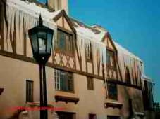 Tudor revival architecture Williams Apartments (C) Daniel Friedman