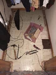 Asbestos suspect floor tiles (C) Inspectapedia.com Cheuner