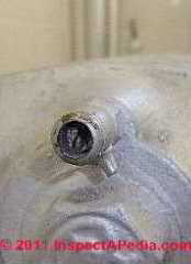 Float type air vent (C) D Friedman