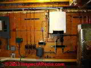 Radiant floor heating zone manifold (C) D Friedman R Arlyck