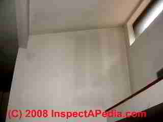 Thermal tracking on a wall missing insulation (C) Daniel Friedman
