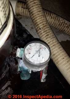 Leaky pressure gauge at a Hayward spa filter canister (C) Daniel Friedman