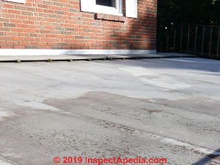Modified butumen flat roof (C) Daniel Friedman at InspectApedia.com