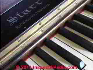 Starr piano keyboard (C) D Friedman