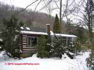 Log home in Pennsylvania (C) Daniel Friedman
