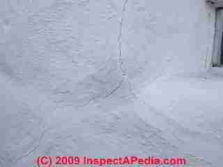 Straw bale constructed home wall cracks (C) Daniel Friedman