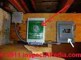 Well pump relay switch and power control (C) D Friedman