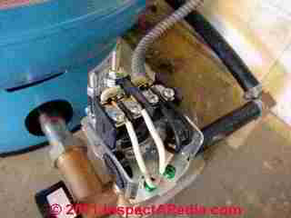 Water pressure control switch - Square D (C) D Friedman