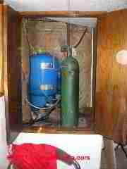 Water tank in closet (C) Daniel Friedman