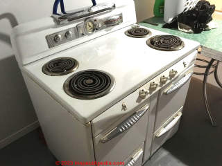 1950s Moffat stove in Ottawa (C) InspectApedia.com DavidC