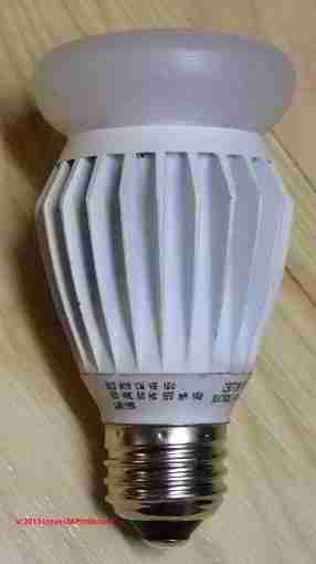 A19 LED light bulb - Phillips