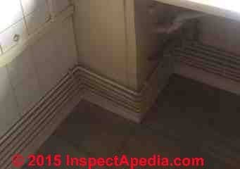 Asbestos suspect floor tile in the U.K. ca 1950-1955 (C) InspectApedia.com JDJ