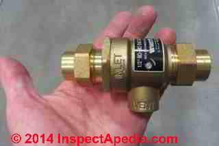 Watts Series 9DM2, 9DM3 Dual Check Valve with atmospheric vent - Heating boiler backflow preventer valve installtaion position (C) InspectApedia adapted from Watts RP/IS-9D