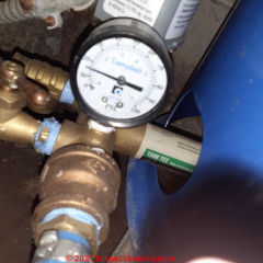 pump pressure gauge (C) InspectApedia.com